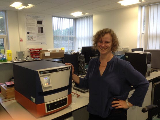 Professor Andrea Townsend-Nicholson nutzt den SpectraMax i3x