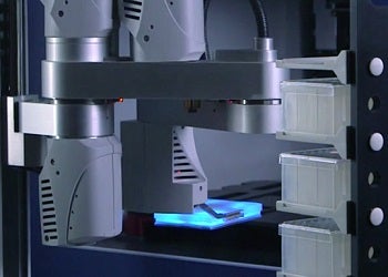 Labor-Automatisierung für das High–Throughput-Screening von Klonen