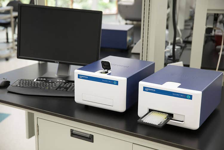 SpectraMax ABS Plus Absorptions-Mikroplatten-Reader