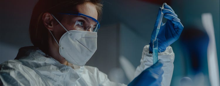 Wissenschaftler, der an der Wirkstoffforschung arbeitet